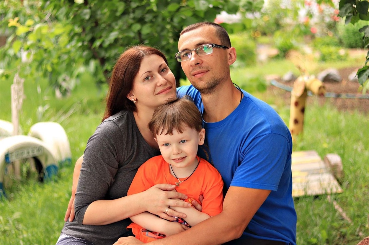 Разом із родиною