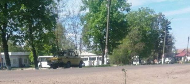 Евакуаційні автобусі в Розівці