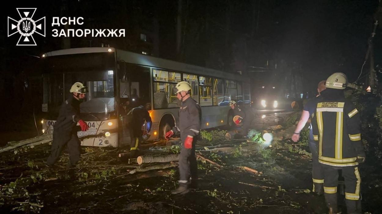 Усунення наслідків негоди у Запоріжжі