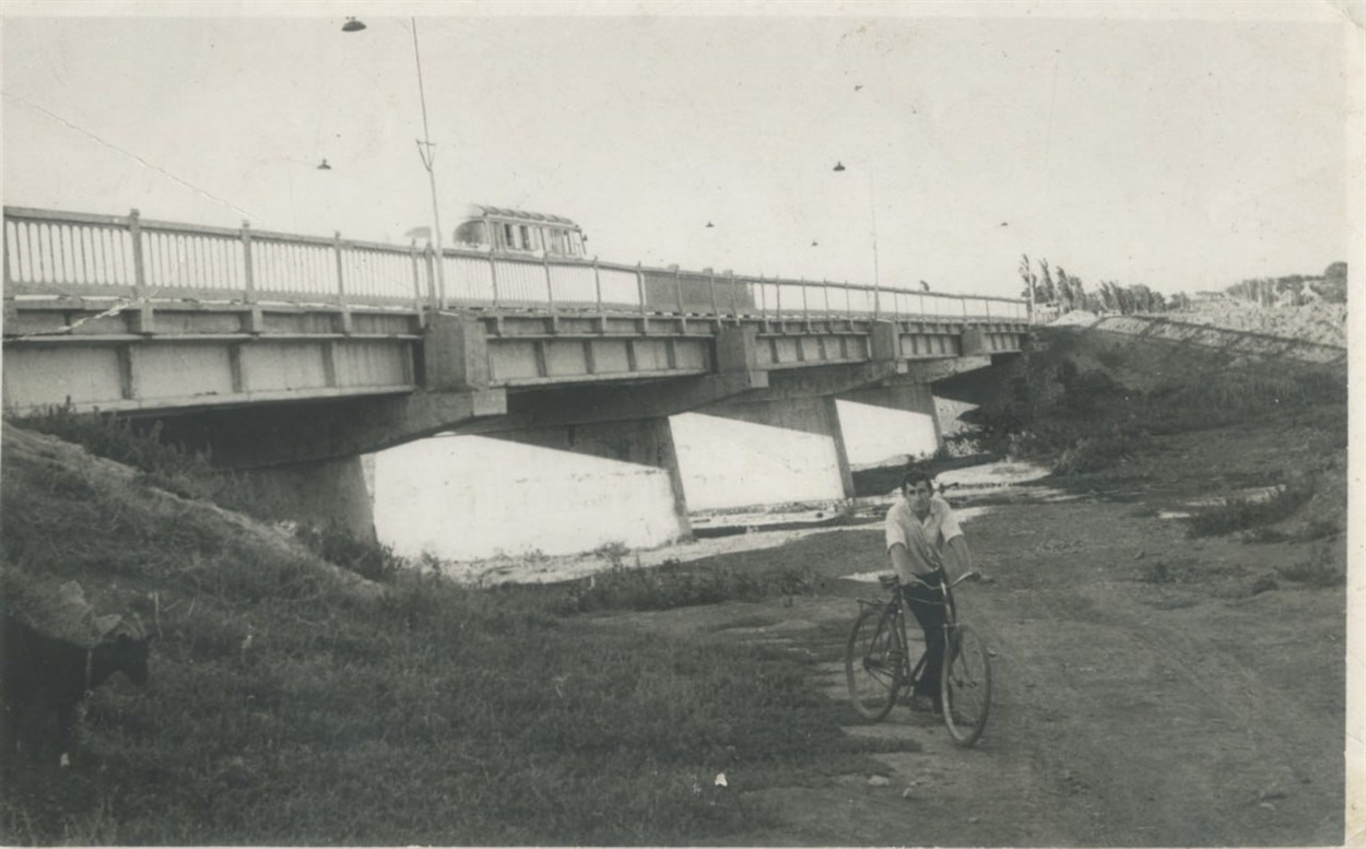 Нещодавно збудований міст,  1970 рік 