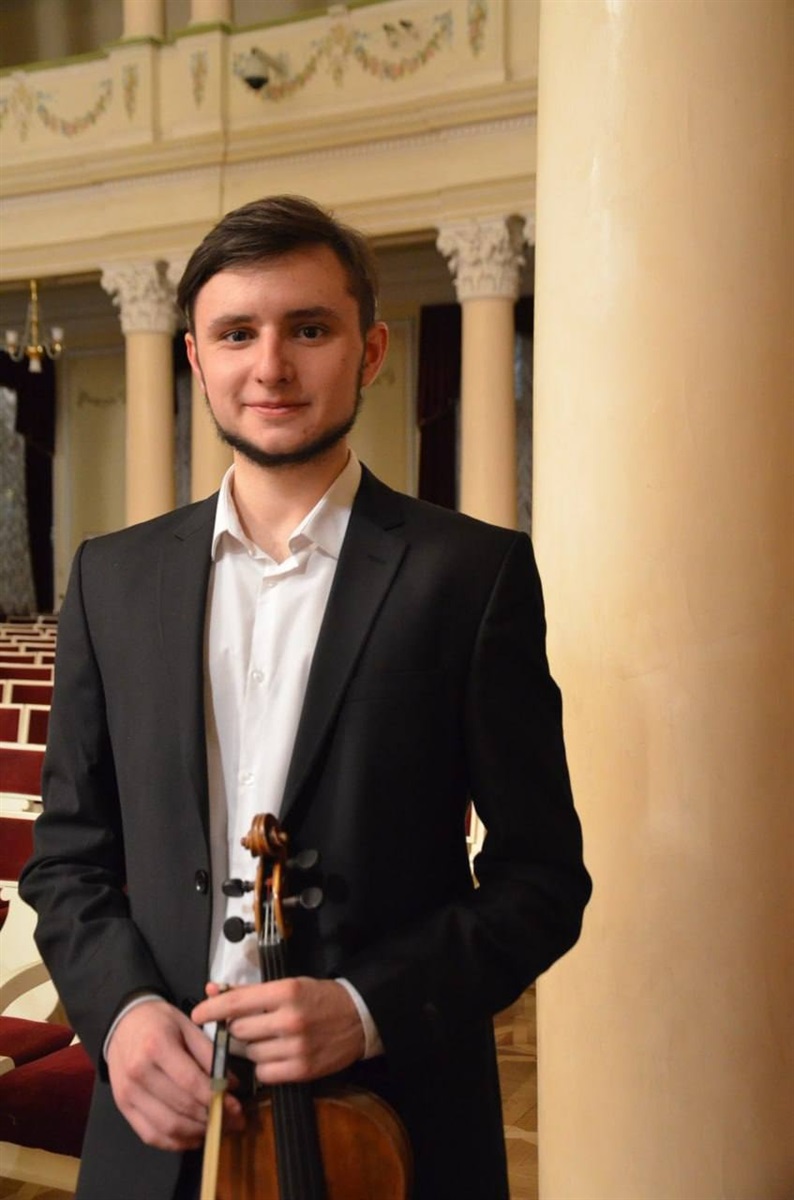 Валентин ЄМБРИК  