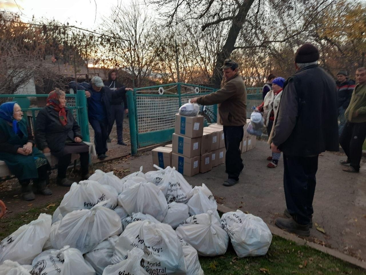 Успенівка: між рідною землею та «дорогою життя»