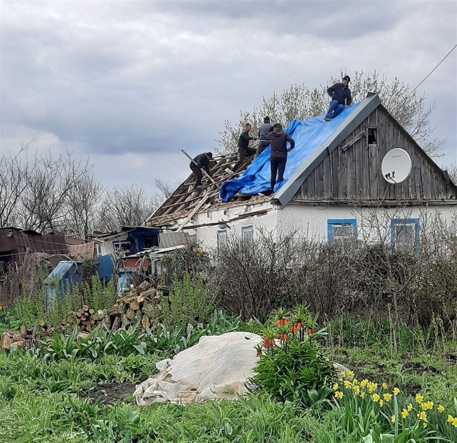 Успенівка: між рідною землею та «дорогою життя»
